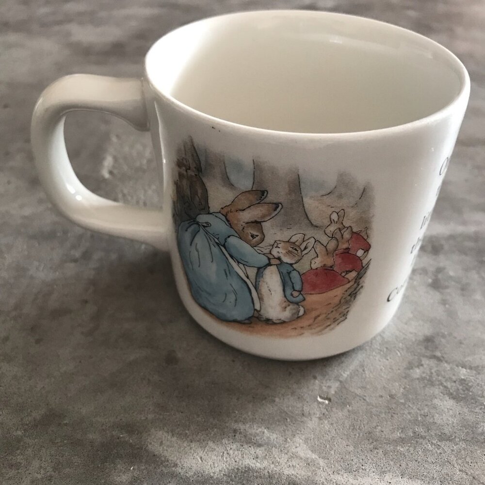 Vintage Wedgewood Peter Rabbit Child Porcelain Mug Cup England Bunny Easter 1993